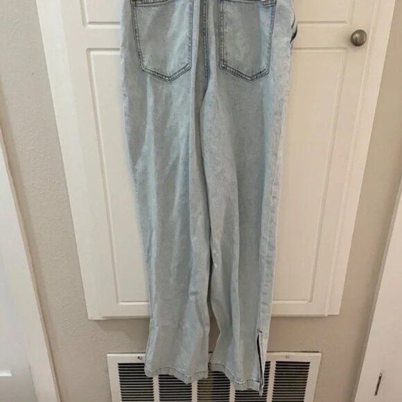 NEW WeWoreWhat Slouchy Slit Overalls in Super Light Blue Denim Jean XS - Picture 5 of 8